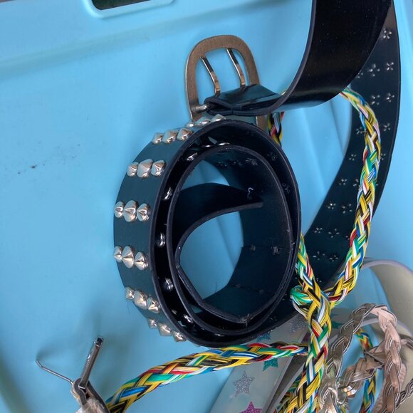 Box of assorted belts (5) - Picture 3 of 15